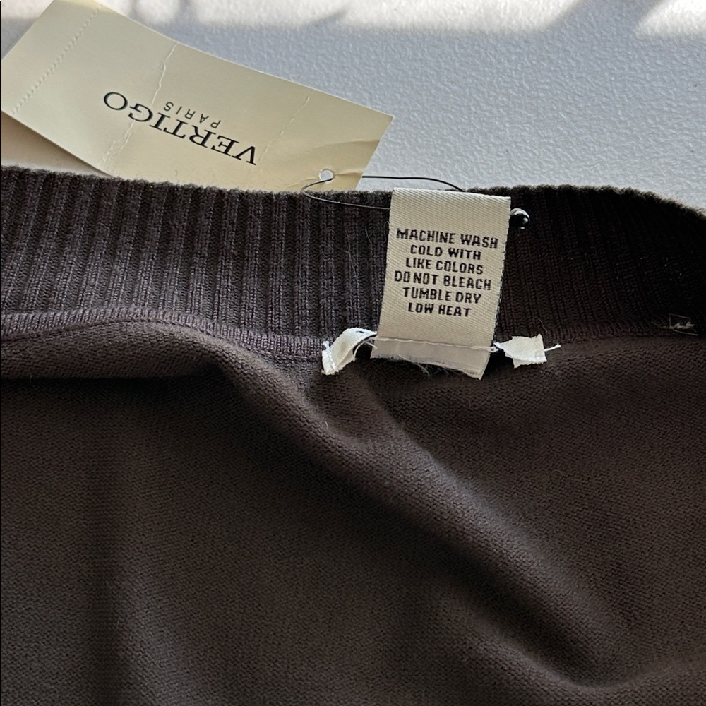 NWT Vertigo Paris Coffee Bean Color Knit Cadigan Sweater Sz.M. - Picture 14 of 15